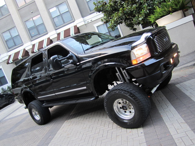 Ford : Excursion LOW MILES