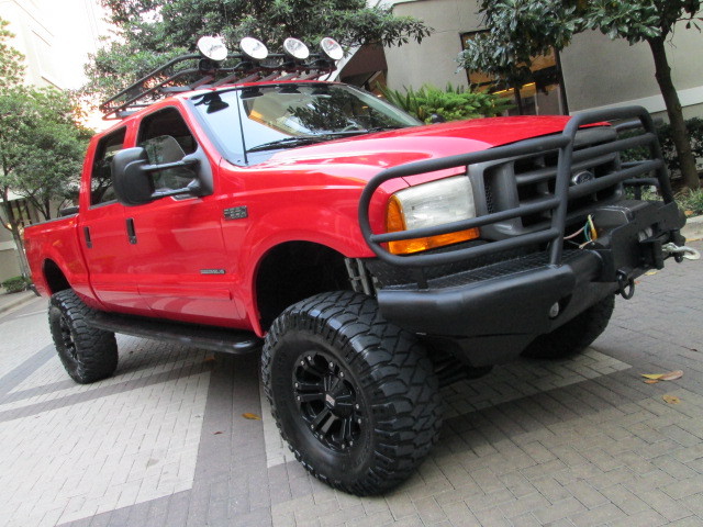 Ford : F-350 LOW MILES!