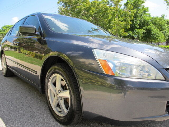Image 1 of 04 ACCORD EX w/ SUNROOF..CLEAN…