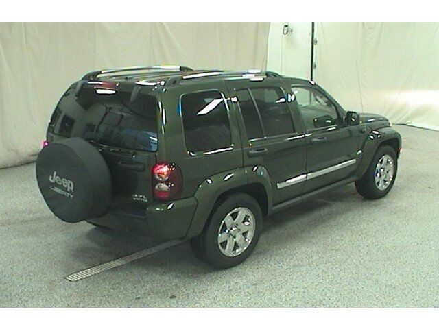 Image 1 of Limited SUV 3.7L CD…