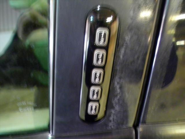 Image 1 of Eddie Bauer SUV 4.0L…