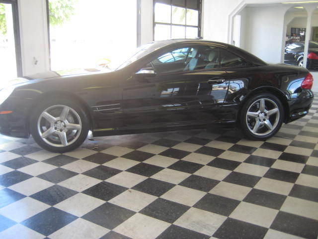 Image 1 of IMMACULATE BLK SL 500…