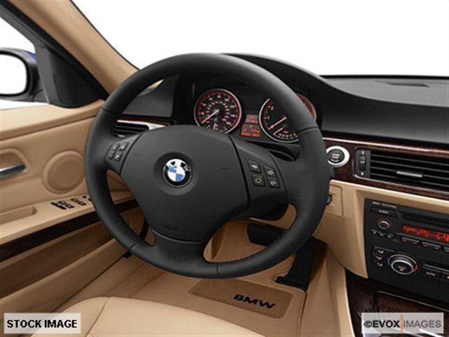 Image 1 of 328i 3.0L CD Traction…