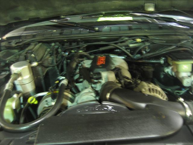 Image 1 of SLT SUV 4.3L CD Automatic…