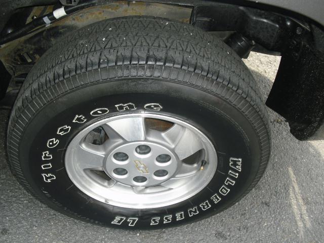 Image 1 of 2001 Chevrolet Tahoe…