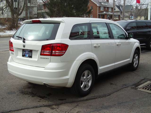 Image 1 of SE New SUV 2.4L CD Front…