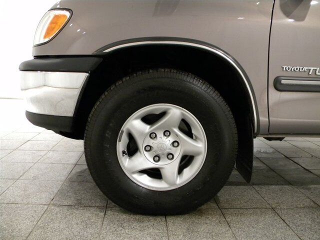 Image 1 of SR5 4.7L Rear Wheel…