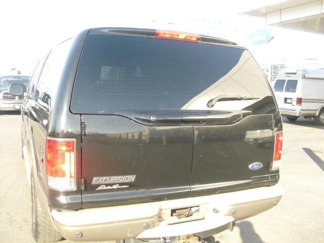 Image 2 of 2005 Ford Excursion…