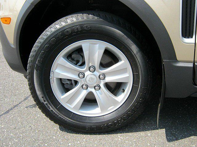 Image 11 of XE SUV 2.4L CD Front…