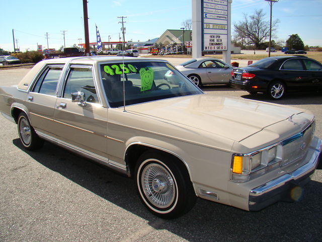 Image 1 of 1991 FORD CROWN VICTORIA…