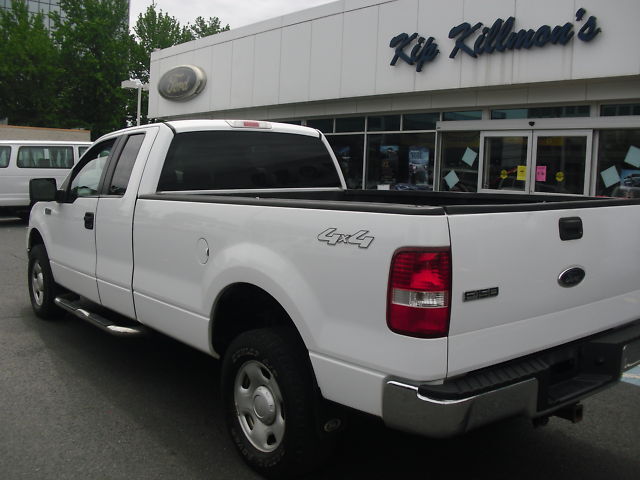 Image 10 of 2005 Ford F150 XLT 4x4…
