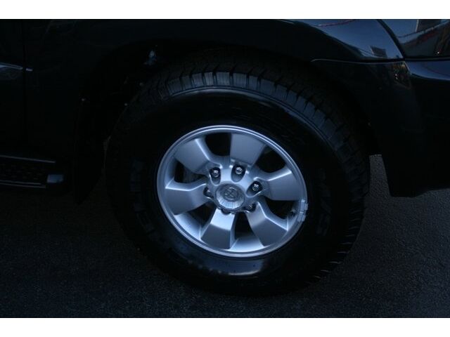 Image 3 of SUV 4.0L CD 4X4 Traction…