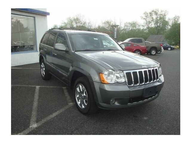 Image 10 of Limited SUV 5.7L CD…