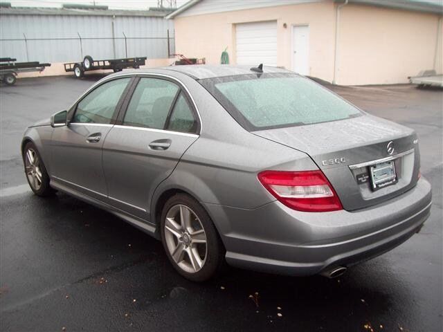 Image 10 of 2010 MB C300 4Matic…