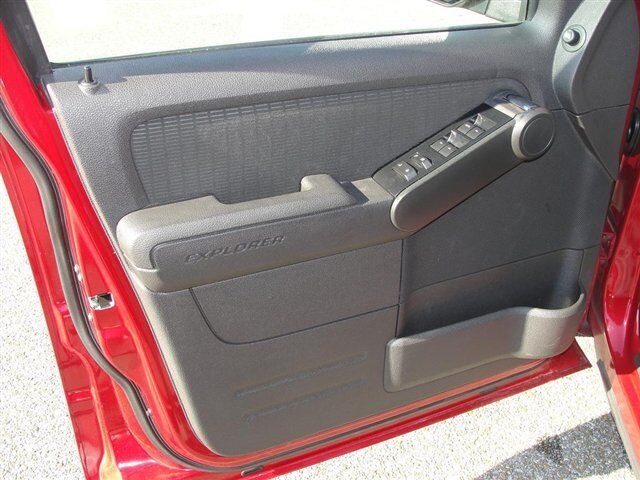 Image 1 of XLT SUV 4.0L CD Keyless…