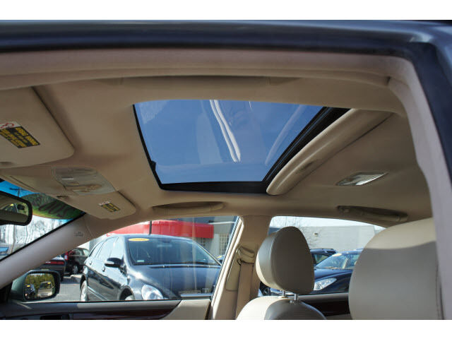 Image 9 of 3.0L Auto-Dimming Mirrors…