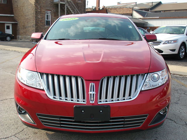 Image 2 of LINCOLN-LUXURY Red