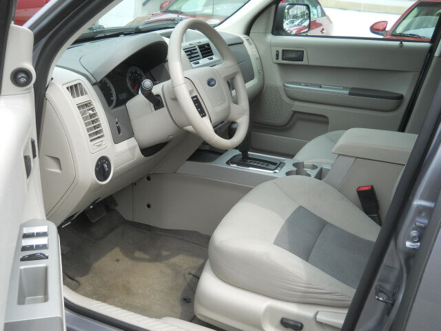 Image 9 of XLT SUV 3.0L CD Curtain…