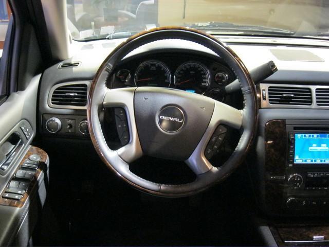 Image 12 of 2010 GMC Yukon Hybrid…