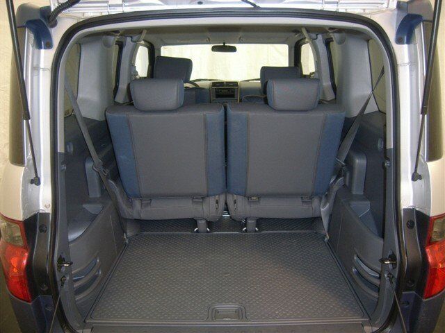 Image 12 of LX SUV 2.4L CD Front…
