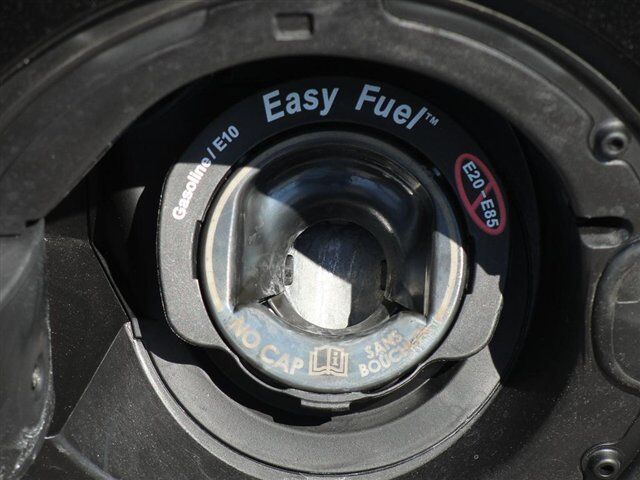 Image 3 of SE 2.5L CD Front Wheel…