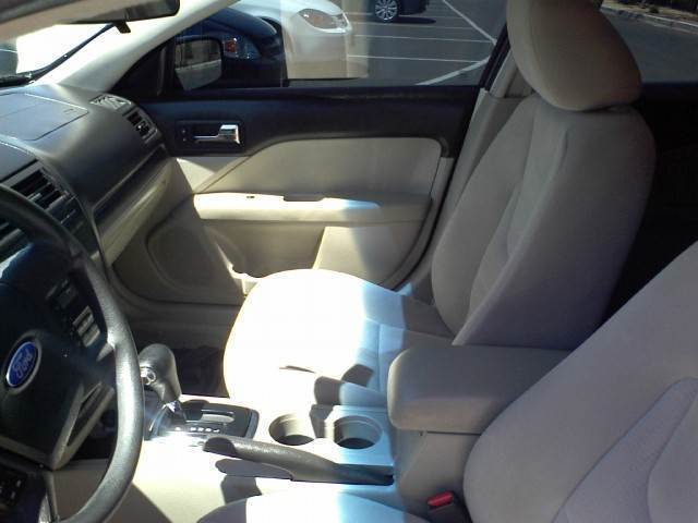 Image 10 of SE Sedan 4D Certified…