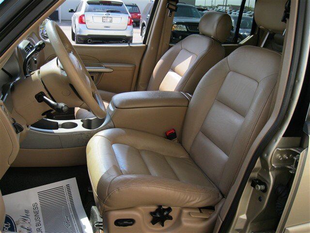 Image 4 of XLT SUV 4.0L CD V6 automatic…