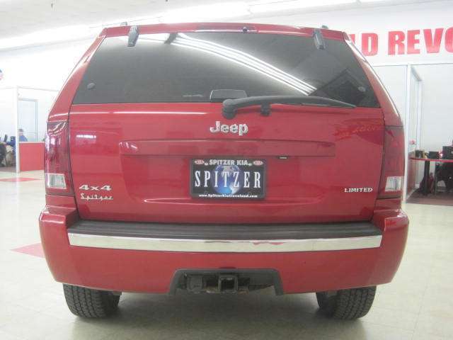 Image 11 of Limited SUV 4.7L CD…