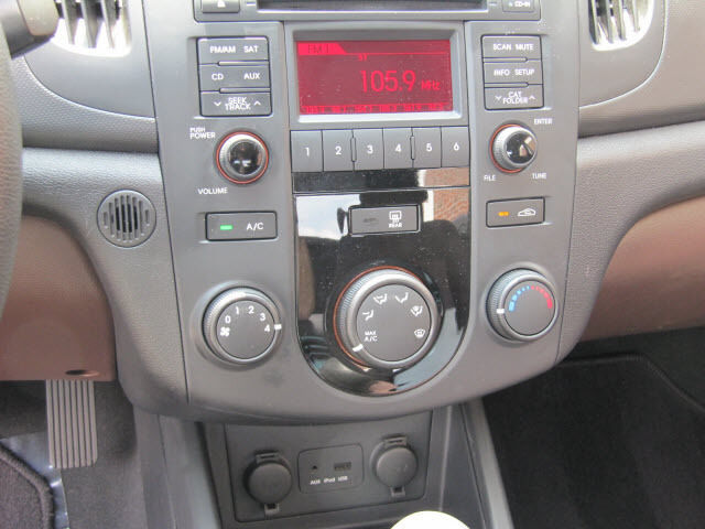 Image 6 of EX 2.0L CD Front Wheel…