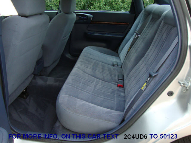 Image 4 of 3.4L CD Rear Bench Seat…