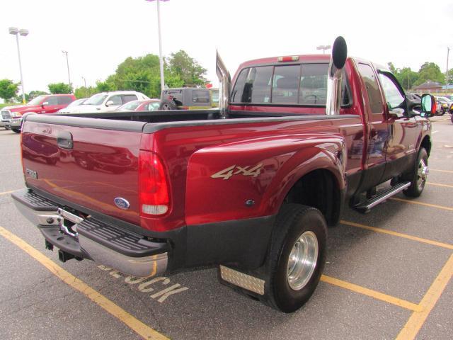 Image 13 of 04 FORD F-350 DRW DIESEL…