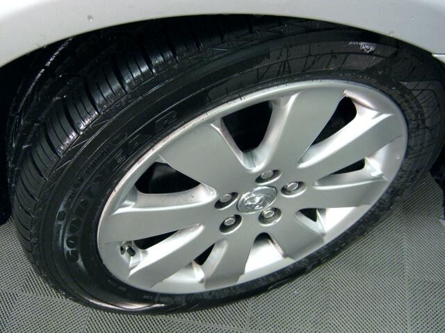 Image 11 of XLS 3.5L CD Front Wheel…