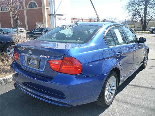 Image 5 of 328i xDrive Certified…