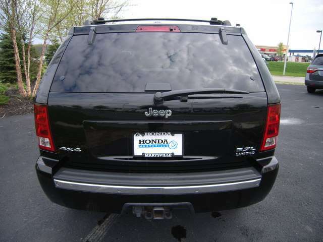 Image 12 of Limited SUV 5.7L CD…