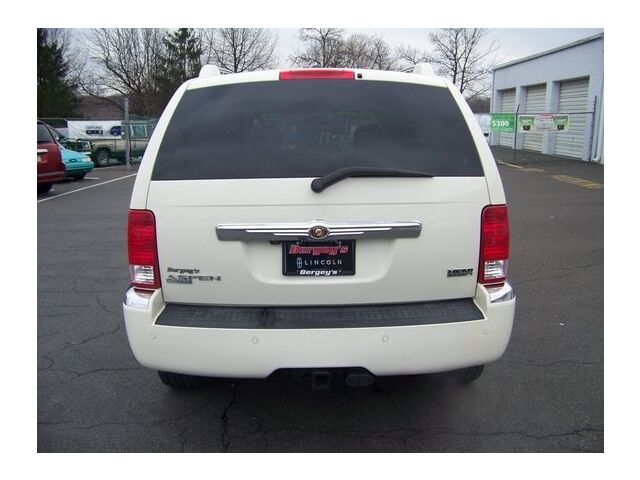 Image 3 of Limited SUV 5.7L CD…