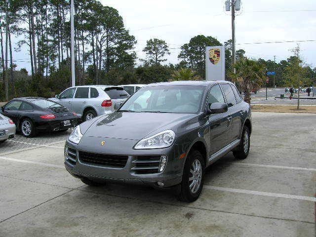 Image 5 of New Low Miles Demo Cayenne…