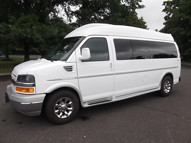 high top 15 passenger van