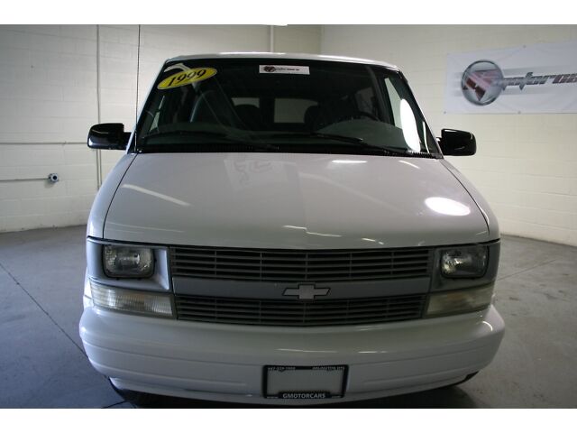 Image 14 of 1999 Chevy Astro Van…
