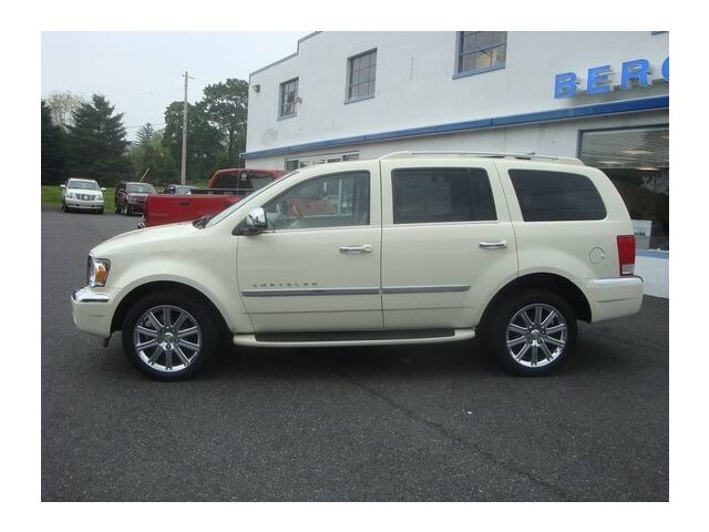 Image 15 of Limited SUV 5.7L CD…