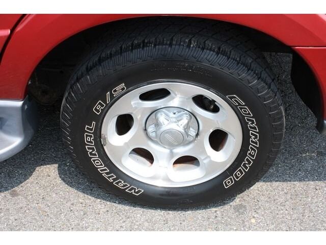 Image 13 of SUV 5.4L Rear Wheel…
