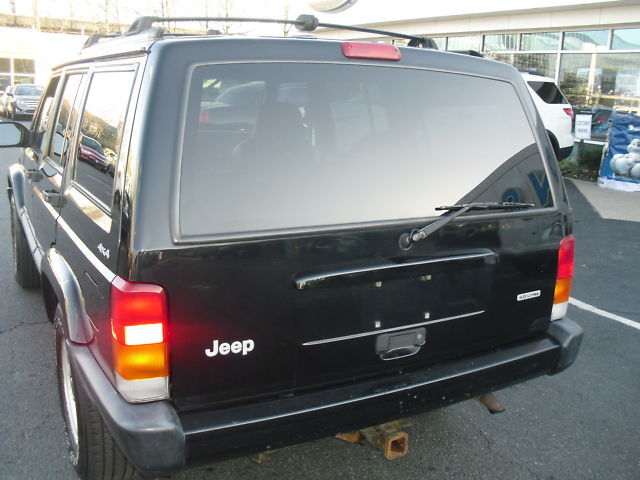 Image 4 of 2001 Jeep Cherokee Sport…