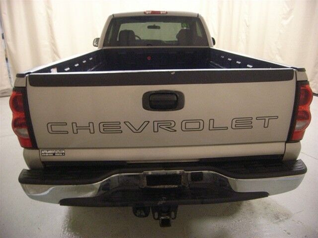 Image 5 of Chevrolet Silverado…
