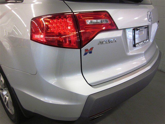 Image 14 of SUV 3.7L CD AWD Traction…