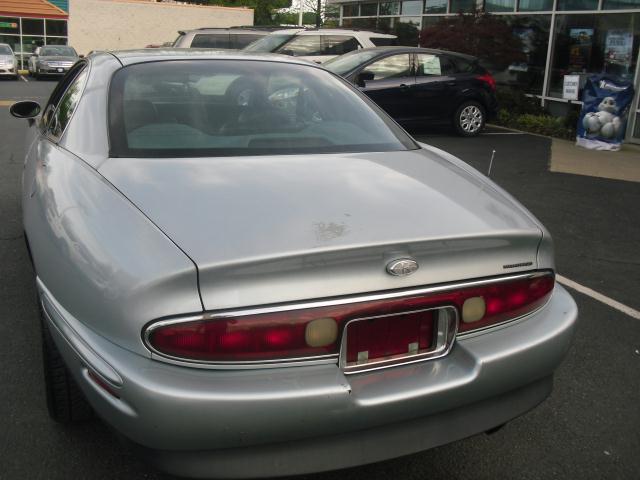 Image 13 of 1995 Buick Riviera Coupe…