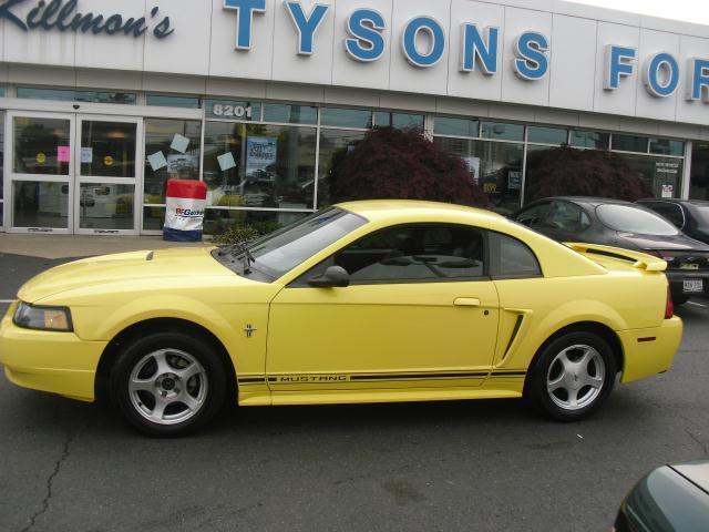 Image 15 of 2001 Ford Mustang Premium…