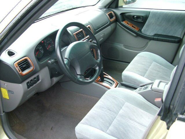Image 2 of S SUV 2.5L CD AWD Locking…
