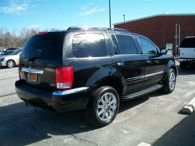 Image 5 of Limited SUV 5.7L CD…