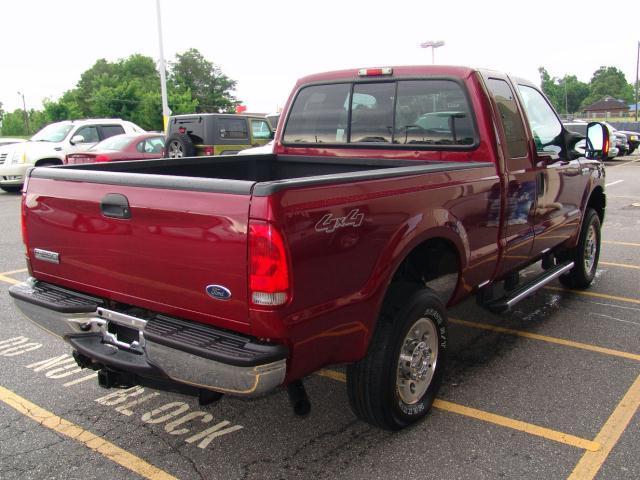 Image 16 of 05 FORD F-250 4WD 4DR…