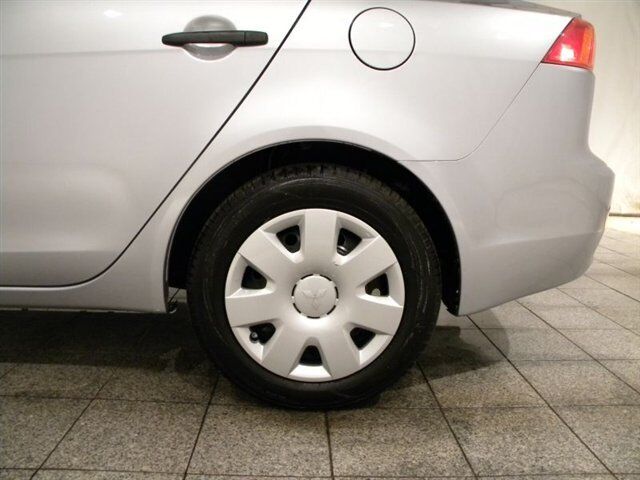 Image 6 of DE 2.0L CD Front Wheel…