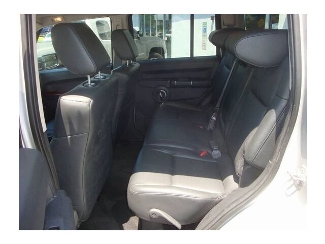 Image 9 of Limited SUV 5.7L CD…